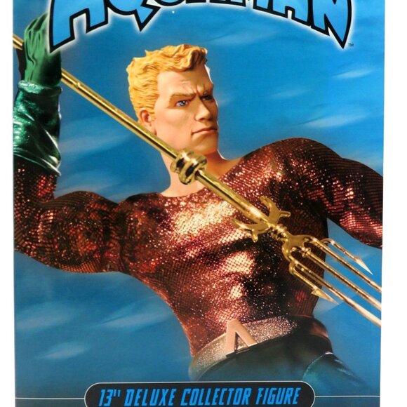 DC Direct AQUAMAN 13" Deluxe Collector Action Figure Boxed - Picture 9 of 10